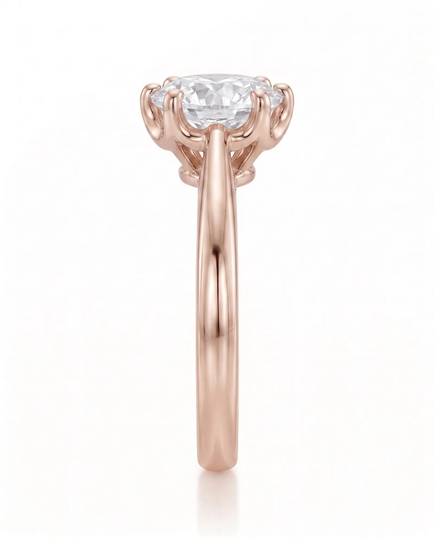 Becky – Natural Round Diamond Solitaire Ring