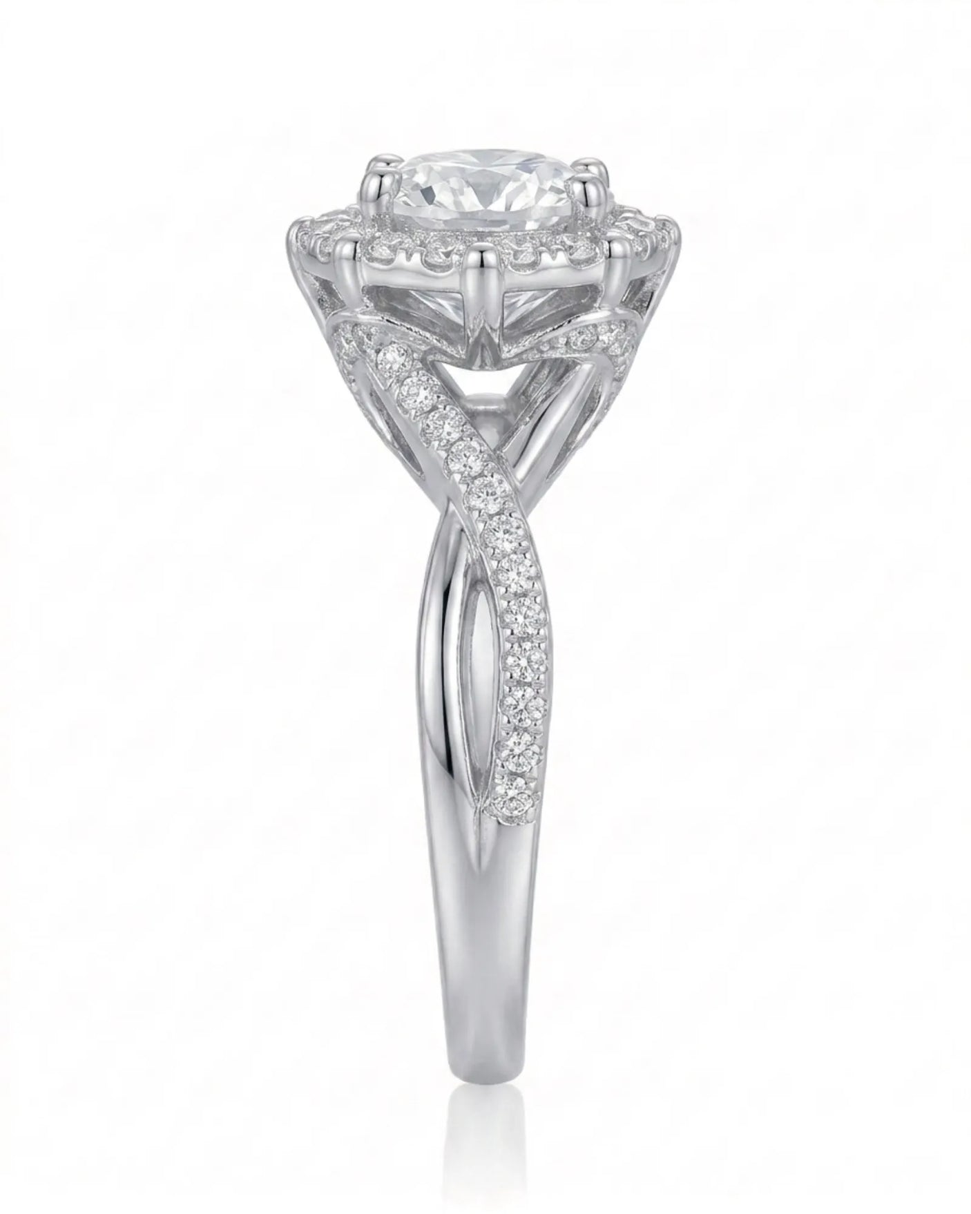 Julisa – Classic Chant Natural Round Diamond Halo Engagement Ring