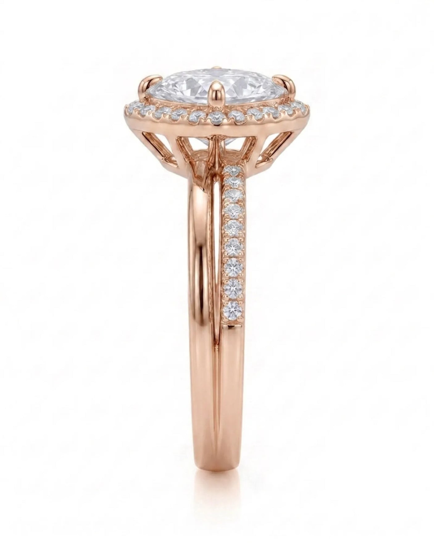 Renea – Majestic Grace Natural Round Diamond Two-Tone Halo Ring
