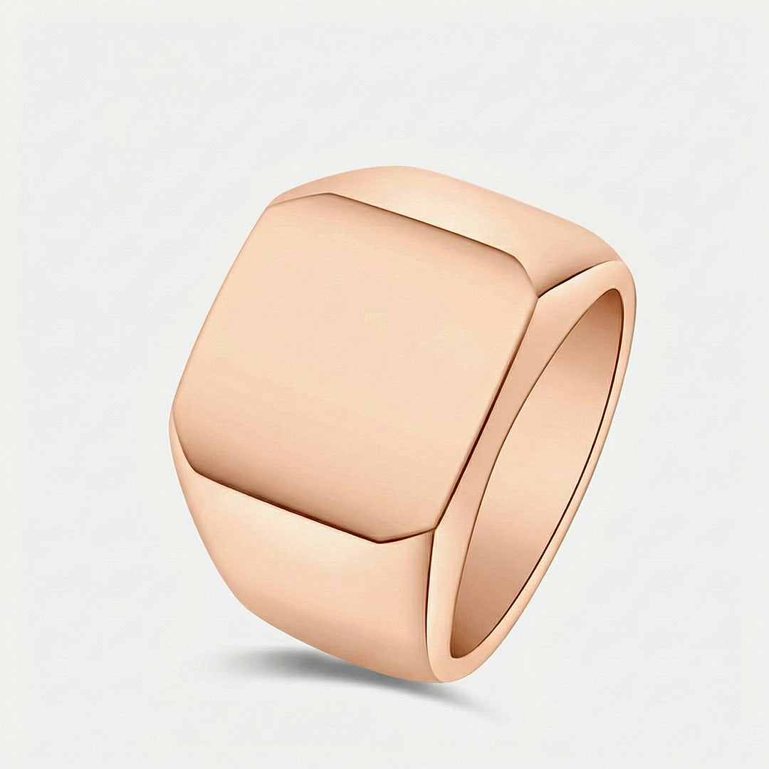 Mens wedding band minimalist luxury ring in 18K rose gold | SARATTI