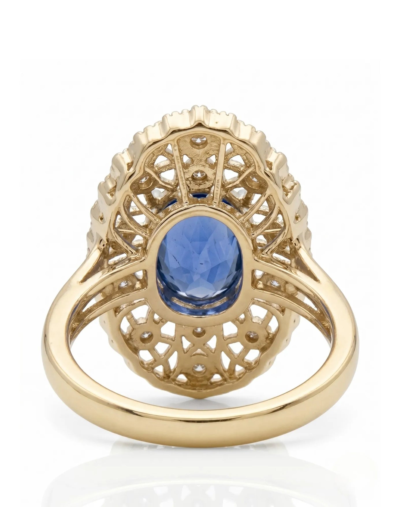 Sapphire and diamond cocktail ring with vintage filigree design in yellow gold | SARATTI