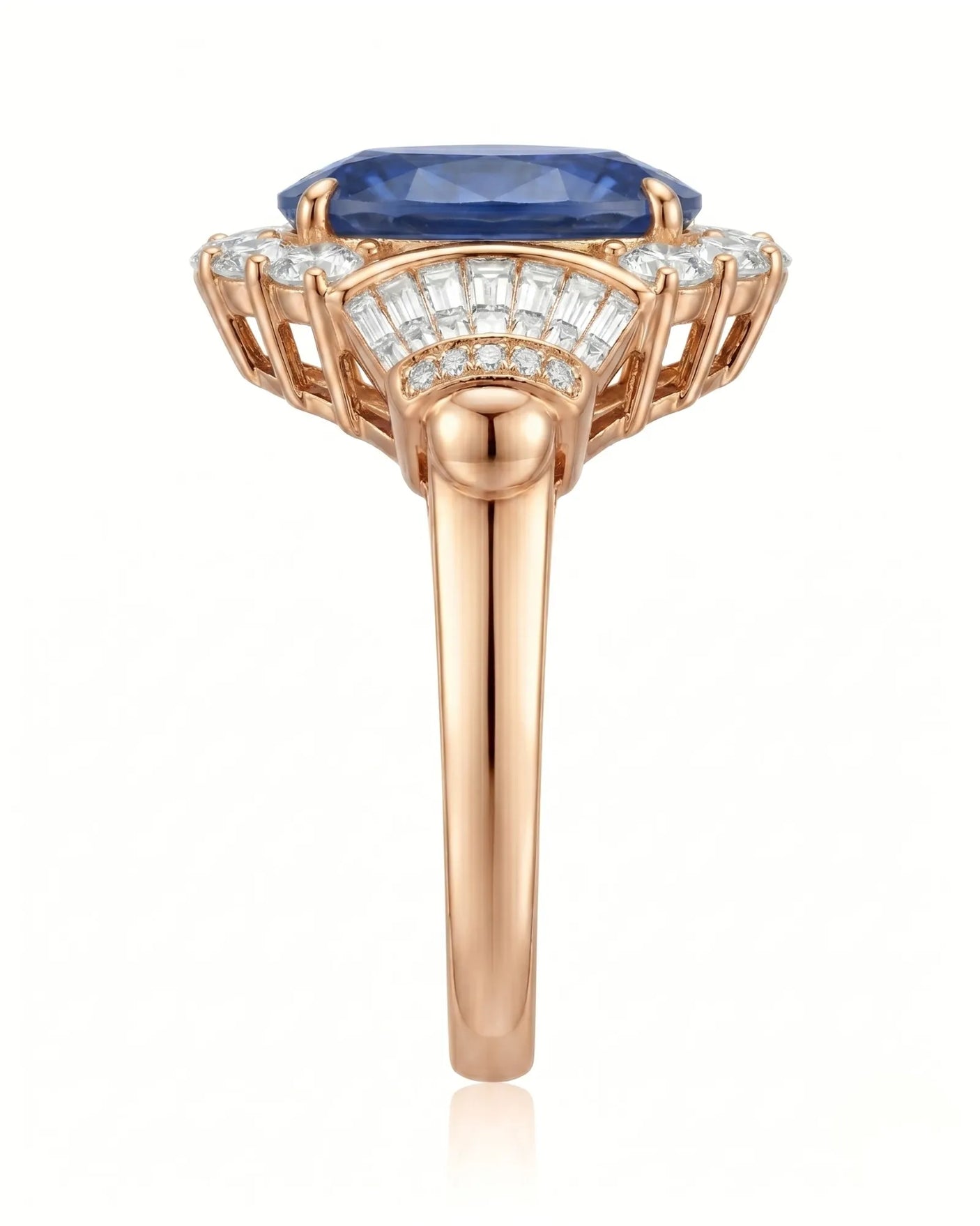 Sapphire and diamond engagement ring with structured shoulders in rose gold | SARATTI