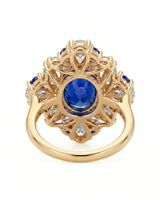 Sapphire and diamond statement ring for collectors in 18K yellow gold | SARATTI
