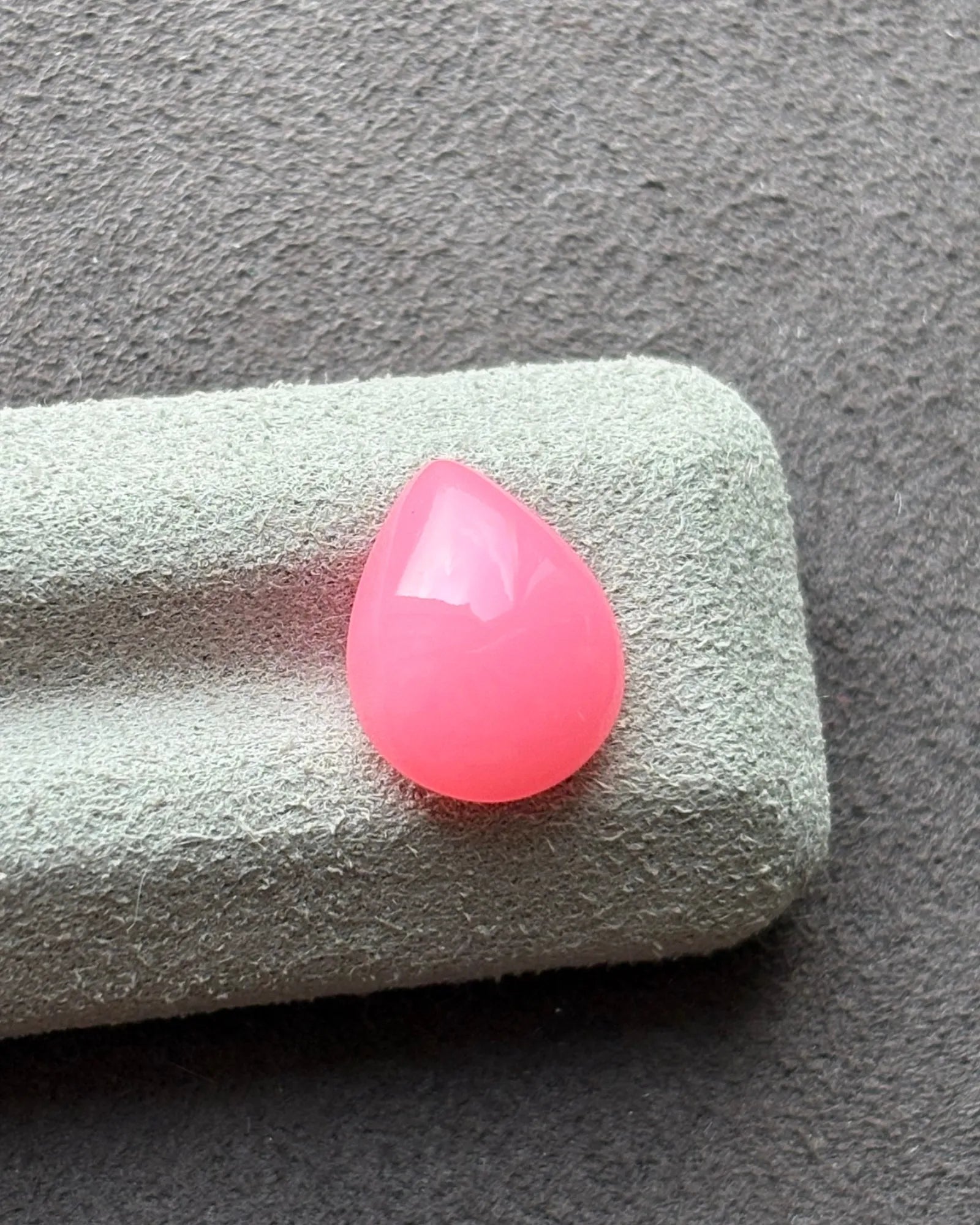 Side profile of Natural Pink Opal pear cabochon gemstone | SARATTI