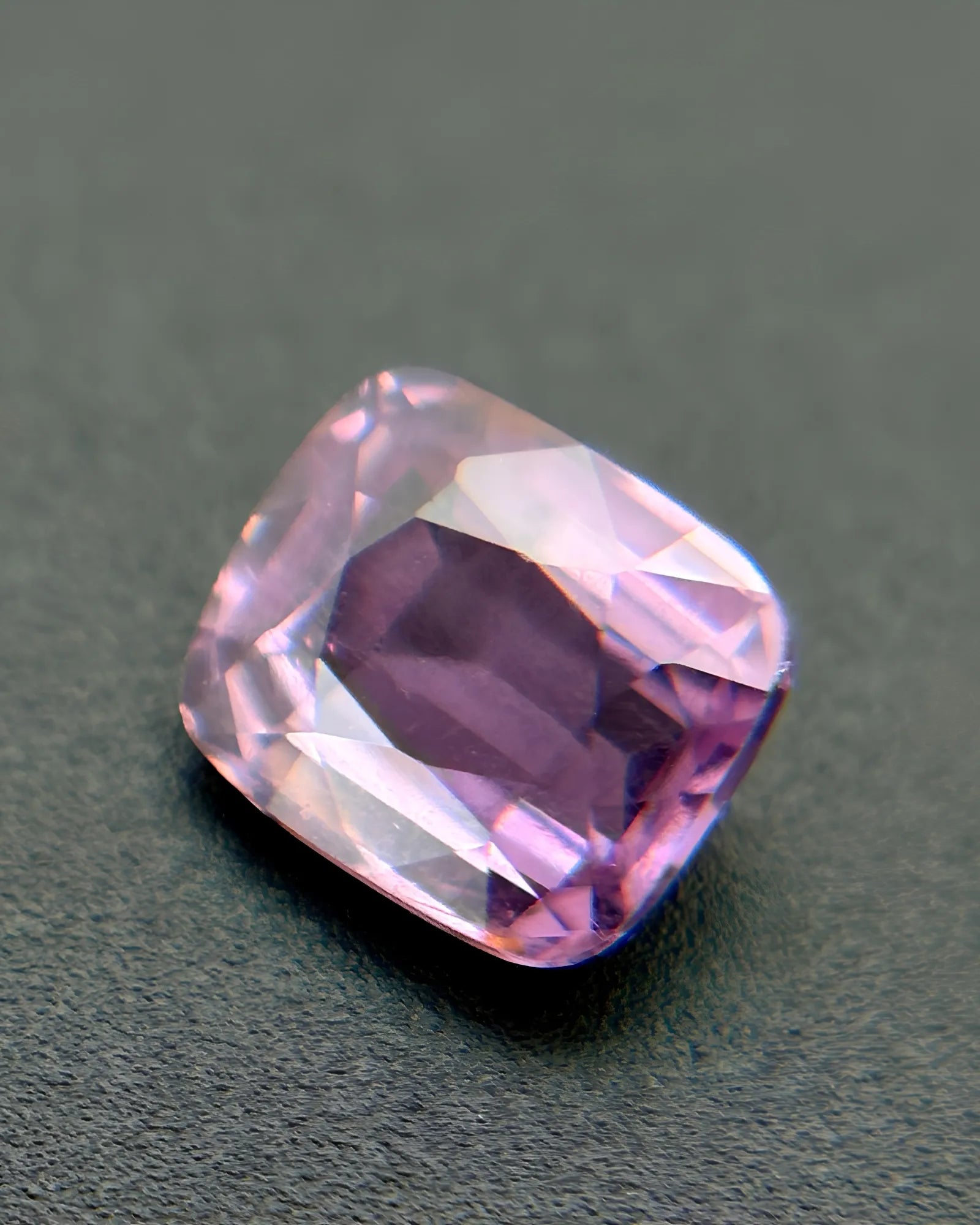 Side profile of Natural Purplish Spinel cushion gemstone | SARATTI