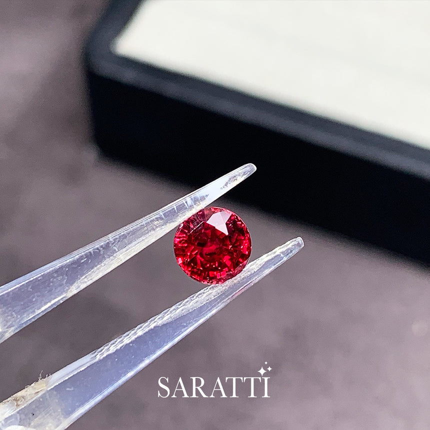 Side profile of round ruby 5.76 × 5.74 × 4.19 mm loose stone | SARATTI  