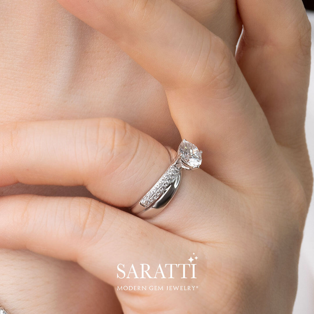 Split Shank Engagement Ring in 18K White Gold or Platinum | Saratti