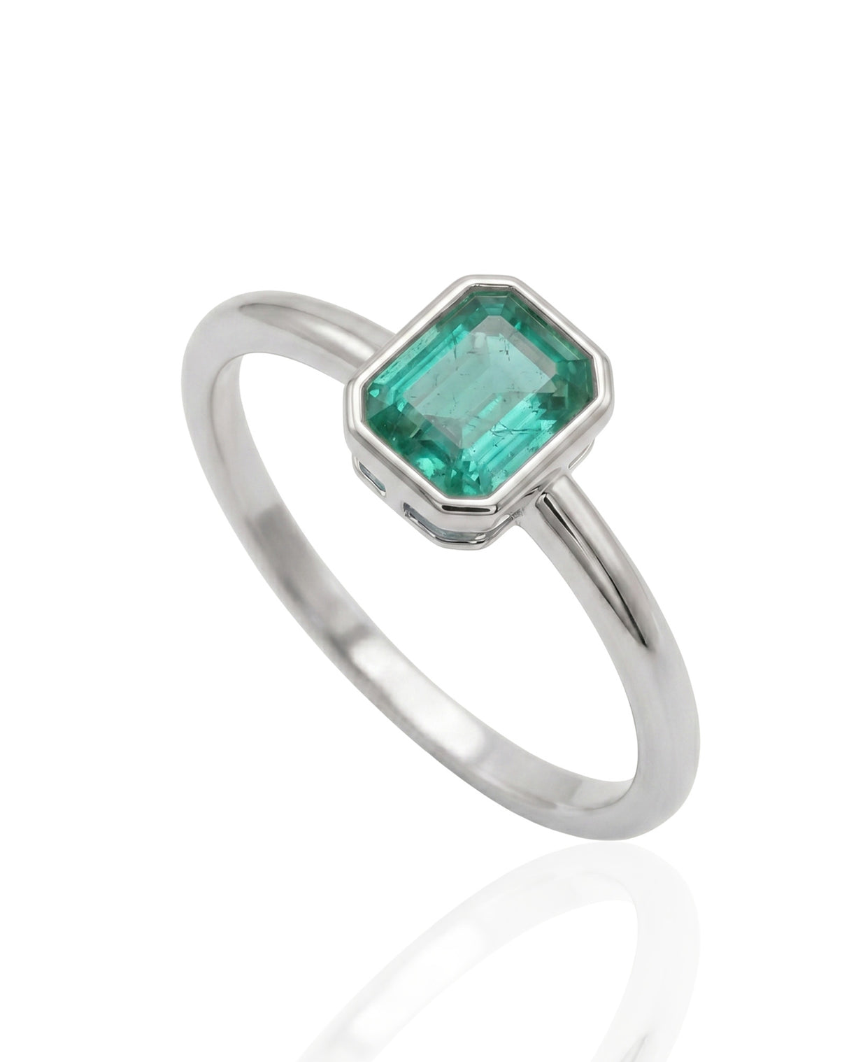 Square Keepsake natural emerald bezel ring in Platinum | SARATTI