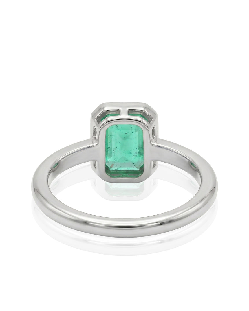 Square natural emerald solitaire ring in Platinum | SARATTI
