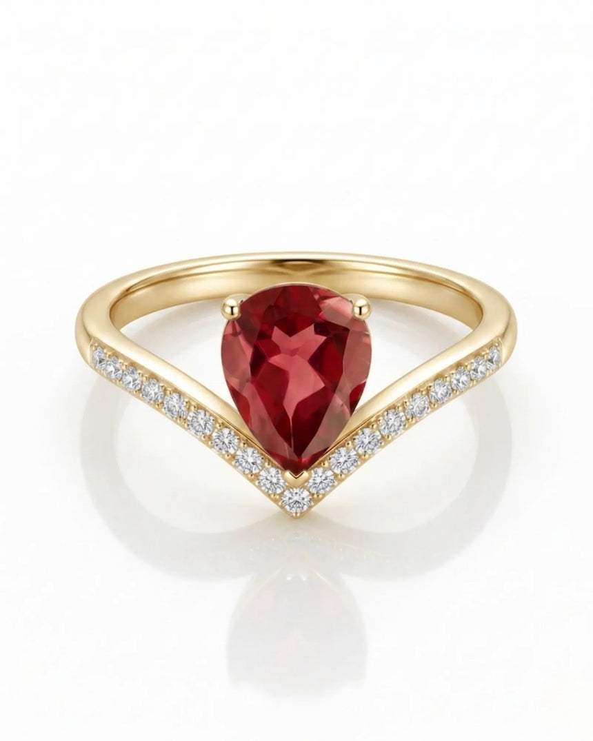 Teardrop Tiara pink tourmaline ring with natural diamonds in 18K yellow gold | SARATTI