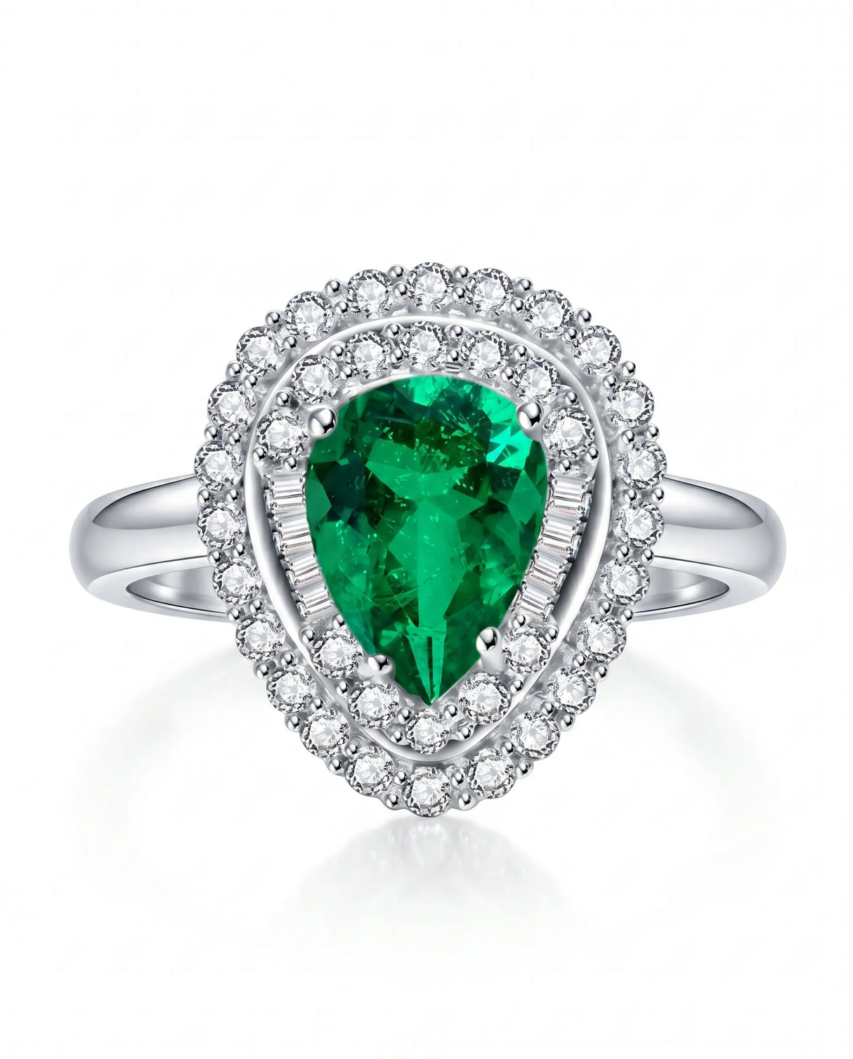 Teardrop emerald ring with diamonds in platinum | SARATTI
