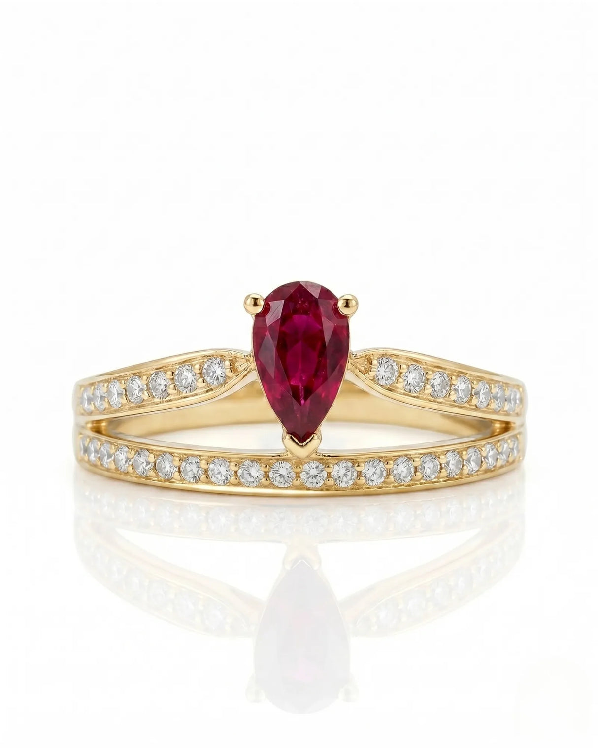 Tiara inspired ruby ring with sparkling diamond split shank in yellow gold | SARATTI