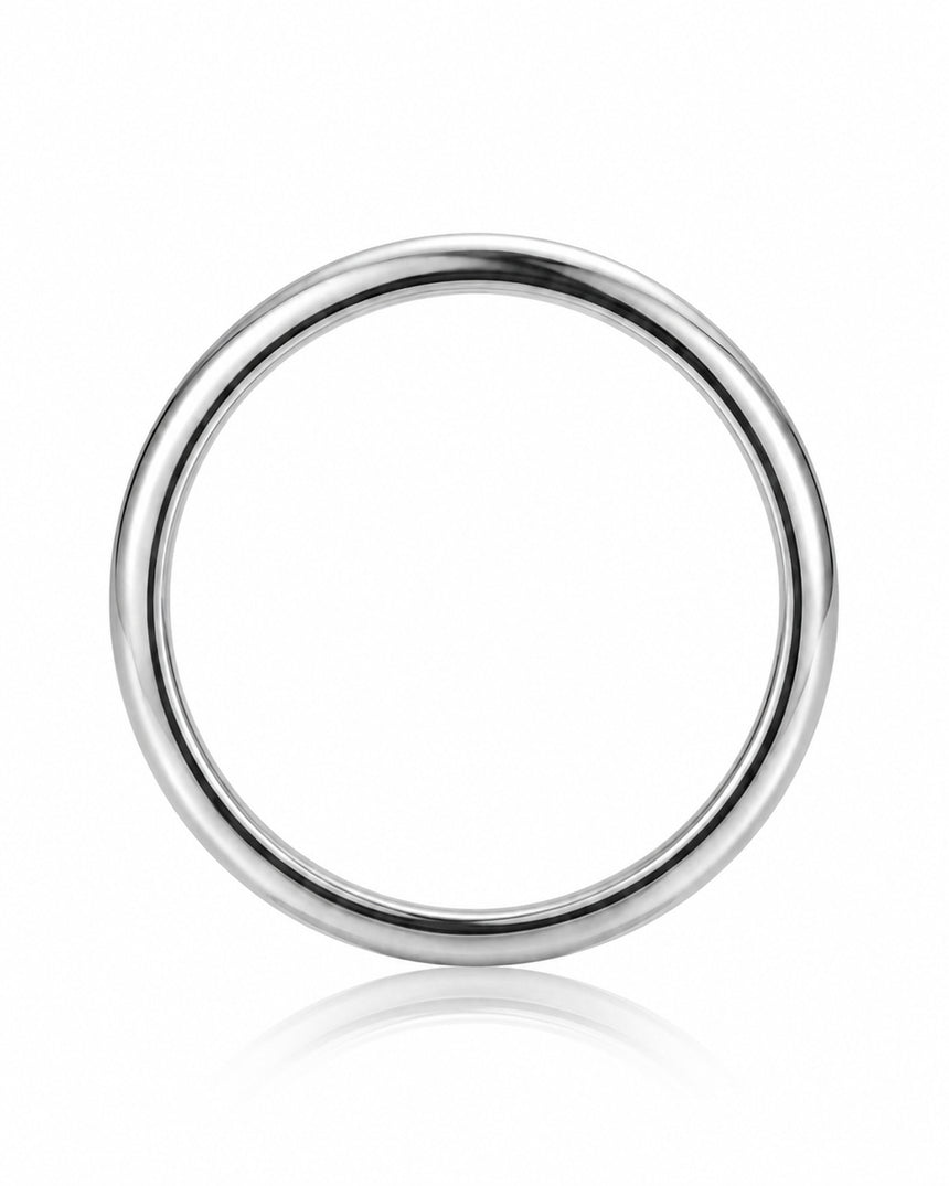 Timeless plain gold wedding band in 18K White Gold | SARATTI