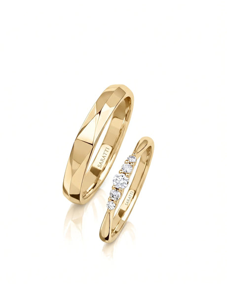 Tranquil Brilliance wedding set with elegant matching bands in polished 18K yellow gold | SARATTI