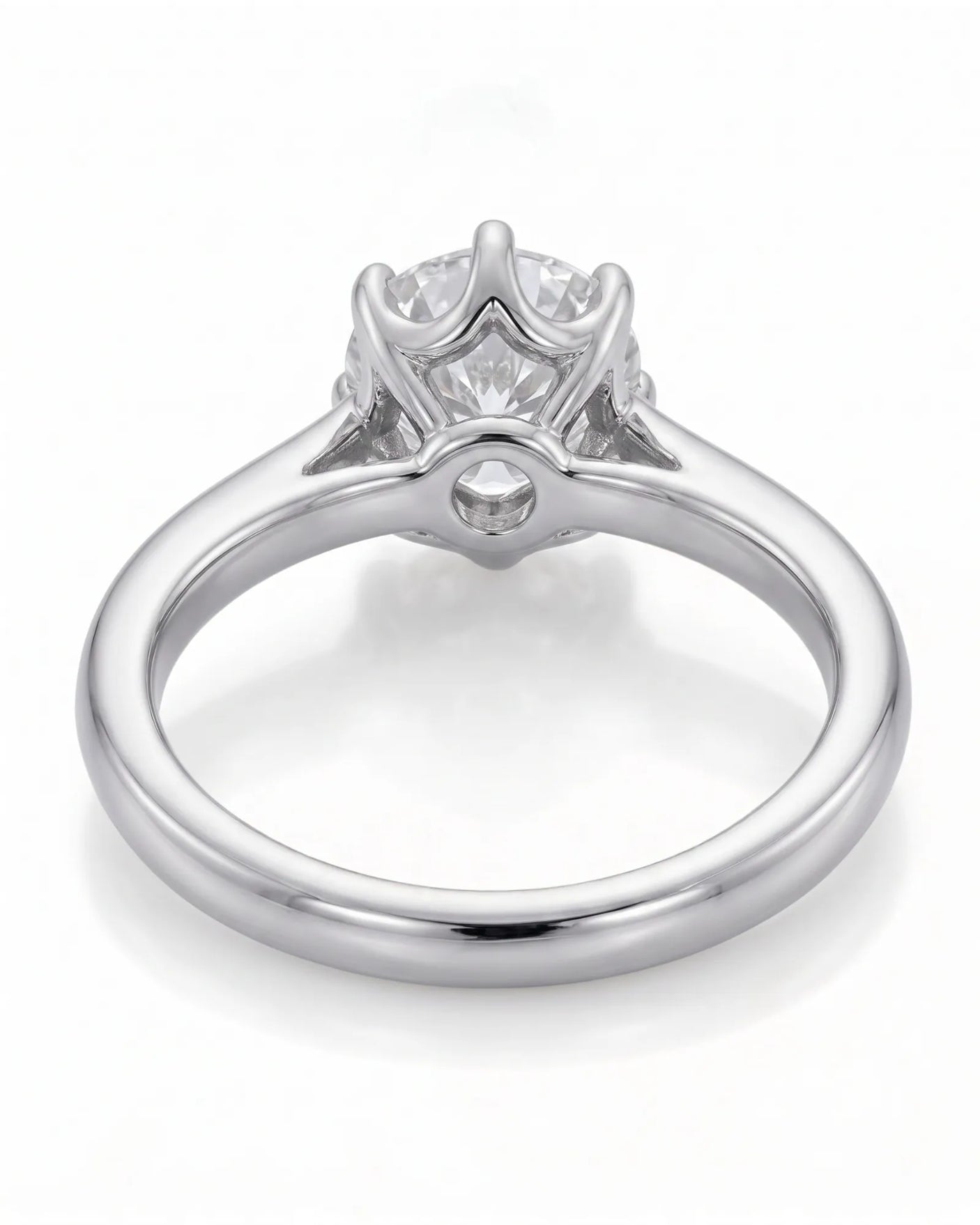 Becky – Natural Round Diamond Solitaire Ring