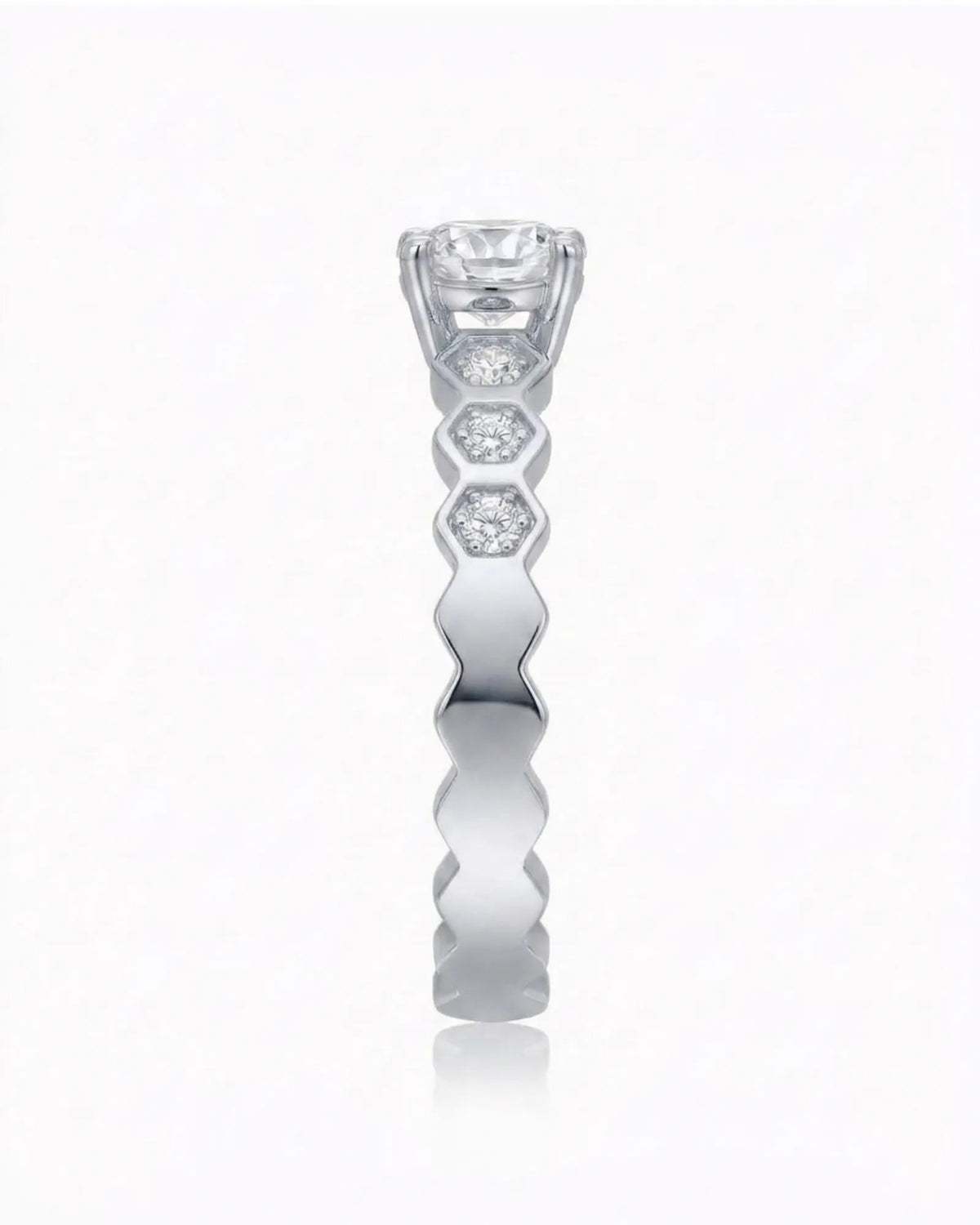 Venti Anima Gemella II natural diamond engagement ring side profile with geometric hexagonal band in Platinum | SARATTI