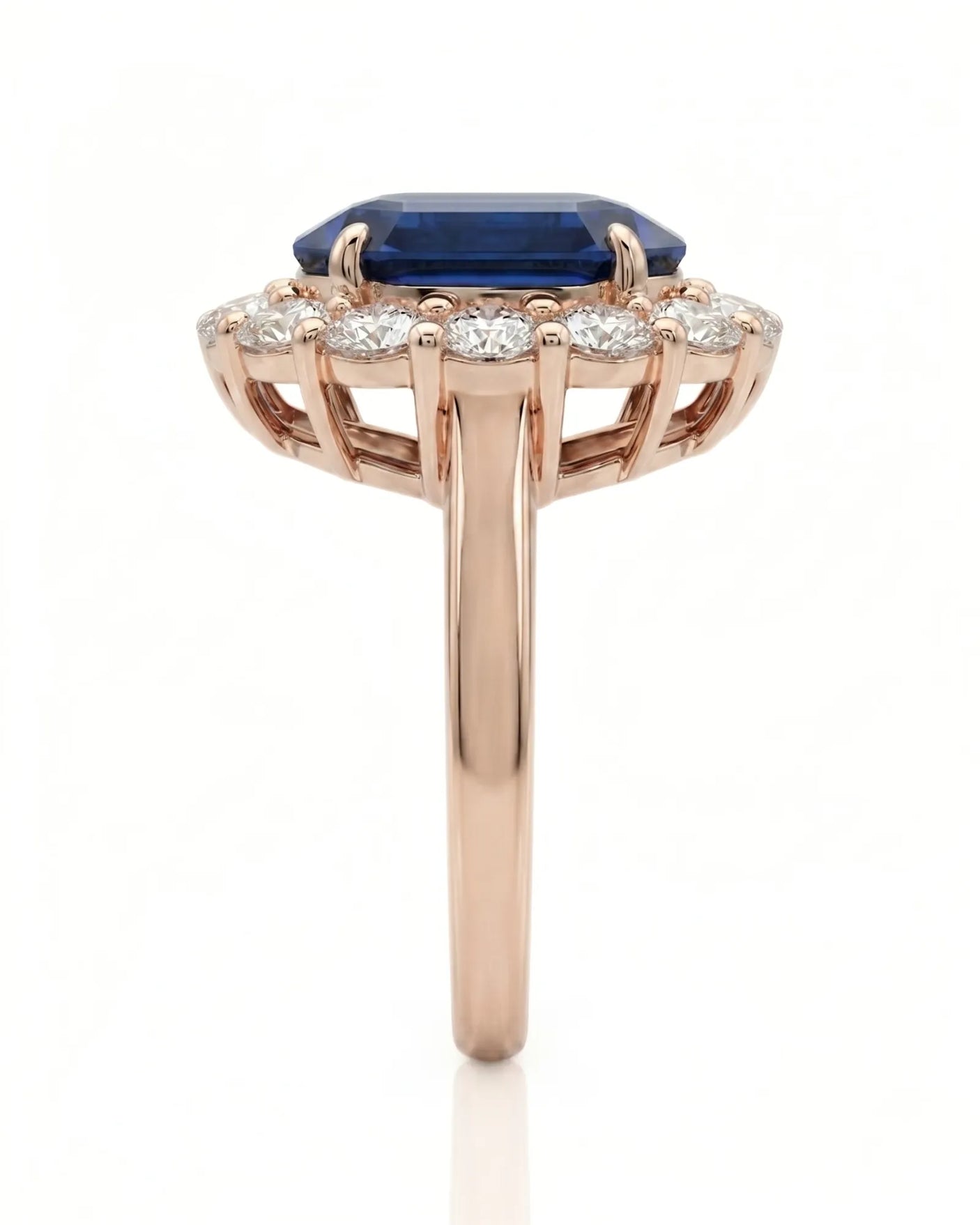 Vintage halo sapphire ring with classic diamond accents in 18K rose gold | SARATTI