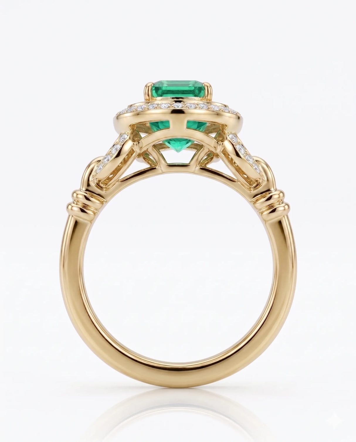 Vintage inspired natural emerald and diamond halo ring in 18K Yellow Gold | SARATTI