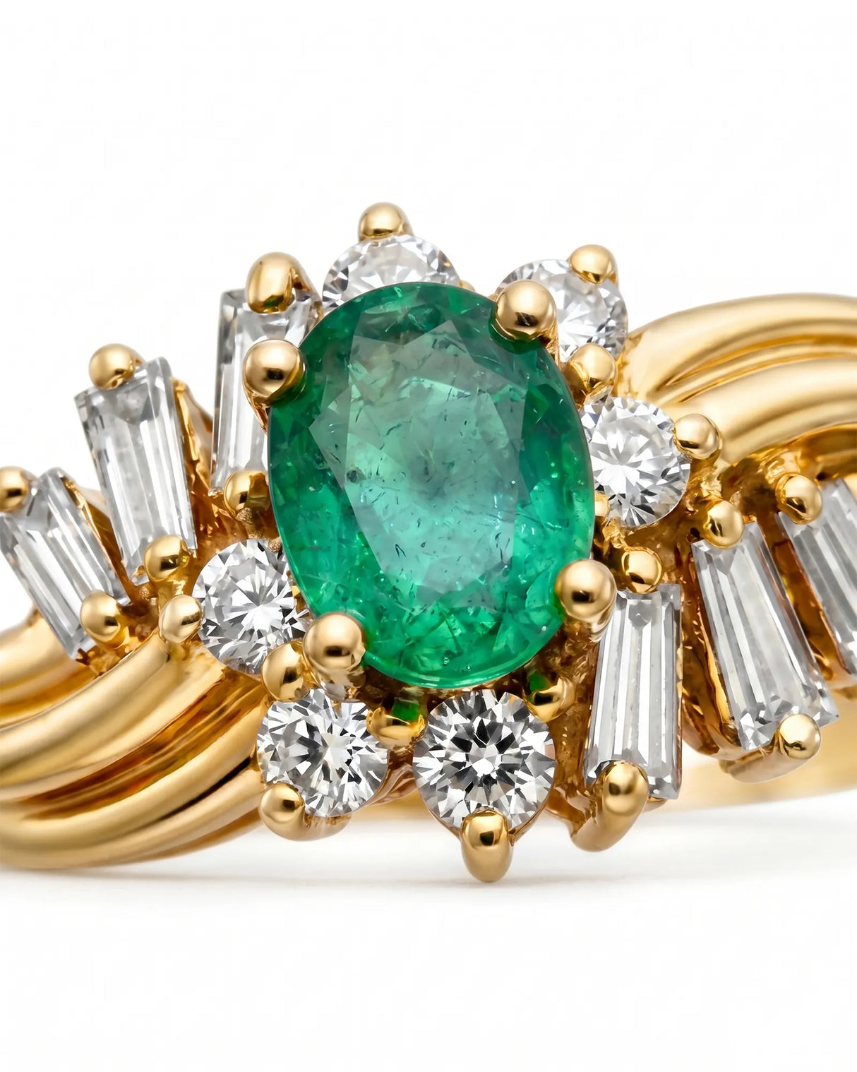 Vintage modern natural emerald diamond statement ring in 18K yellow gold | SARATTI