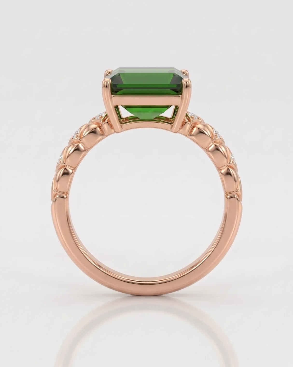 Vivid green tourmaline ring with sculpted diamond shoulders in 18K rose gold - SARATTI