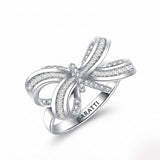 18K White Gold version of baguette ring | SARATTI