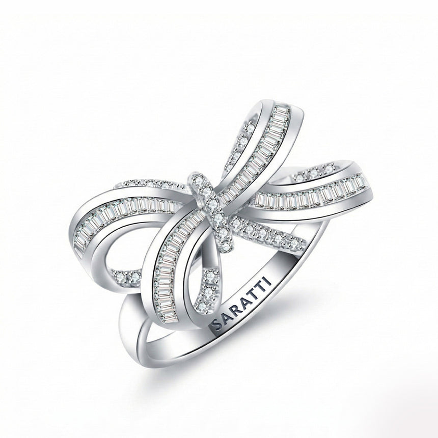 18K White Gold version of baguette ring | SARATTI