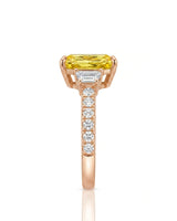 Yellow sapphire and diamond engagement ring with pavé band in 18K rose gold | SARATTI