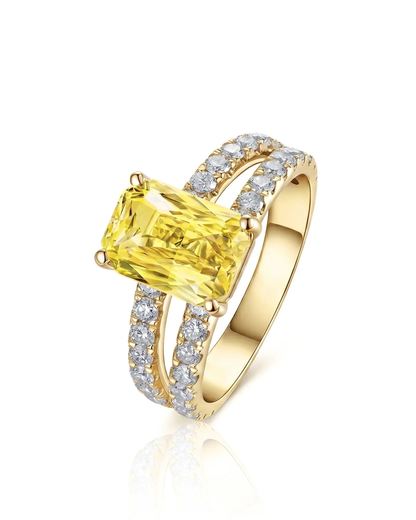 Yellow sapphire ring with radiant-cut center and diamond split shank in 18K yellow gold | SARATTI