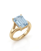 AERIA emerald cut Aquamarine split-shank solitaire ring setting in Yellow Gold, 45-degree view | SARATTI
