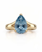 AERIA pear cut Aquamarine split shank solitaire ring setting in Yellow Gold, front view | SARATTI