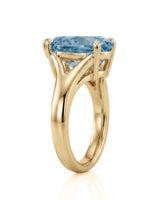 AERIA pear cut Aquamarine split shank solitaire ring setting in Yellow Gold, side profile | SARATTI