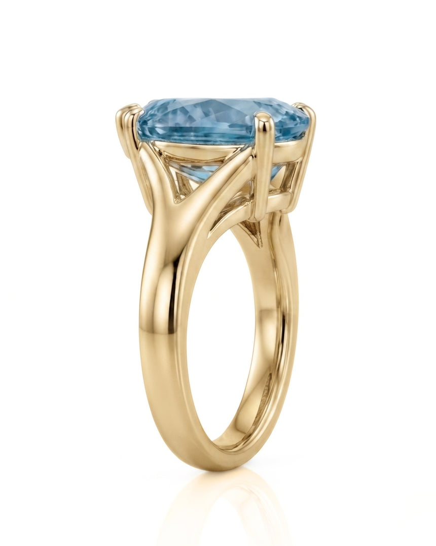 AERIA pear cut Aquamarine split shank solitaire ring setting in Yellow Gold, side profile | SARATTI