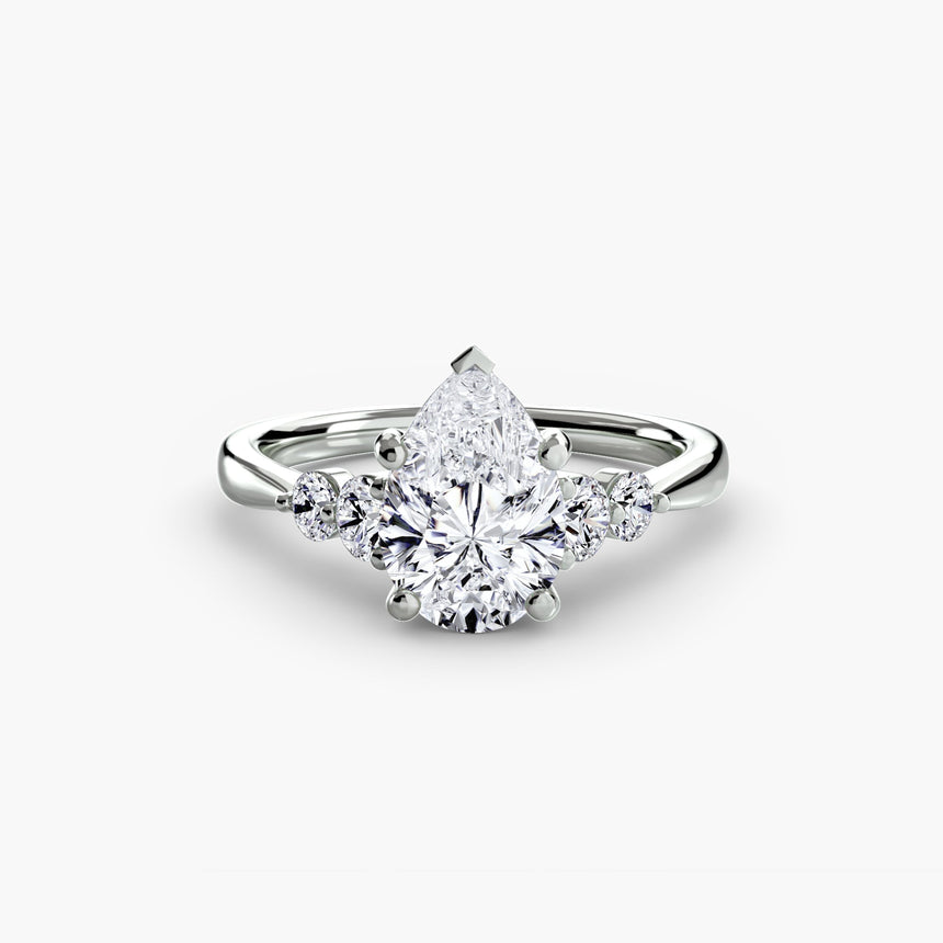 AMÉLIE – Pear Cut Four-Stone Shoulder Solitaire Ring Setting in White Gold | SARATTI