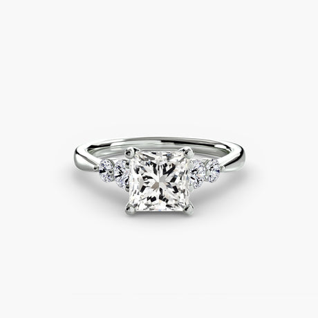 AMÉLIE – Princess Cut Four-Stone Shoulder Solitaire Ring Setting in White Gold | SARATTI