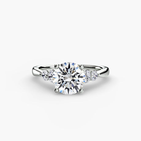 AMÉLIE – Round Cut Four-Stone Shoulder Solitaire Ring Setting in White Gold | SARATTI