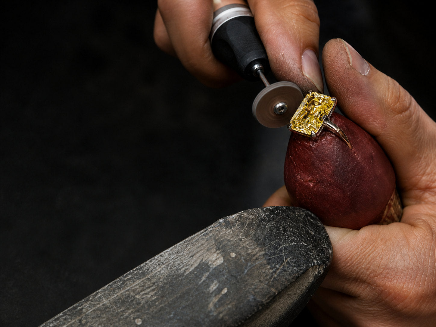 Fancy yellow natural diamond ring, claws seated where the gemstone is strongest | SARATTI