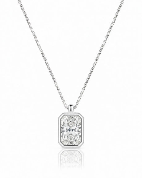 AUREX Radiant Cut bezel necklace setting in white gold | SARATTI
