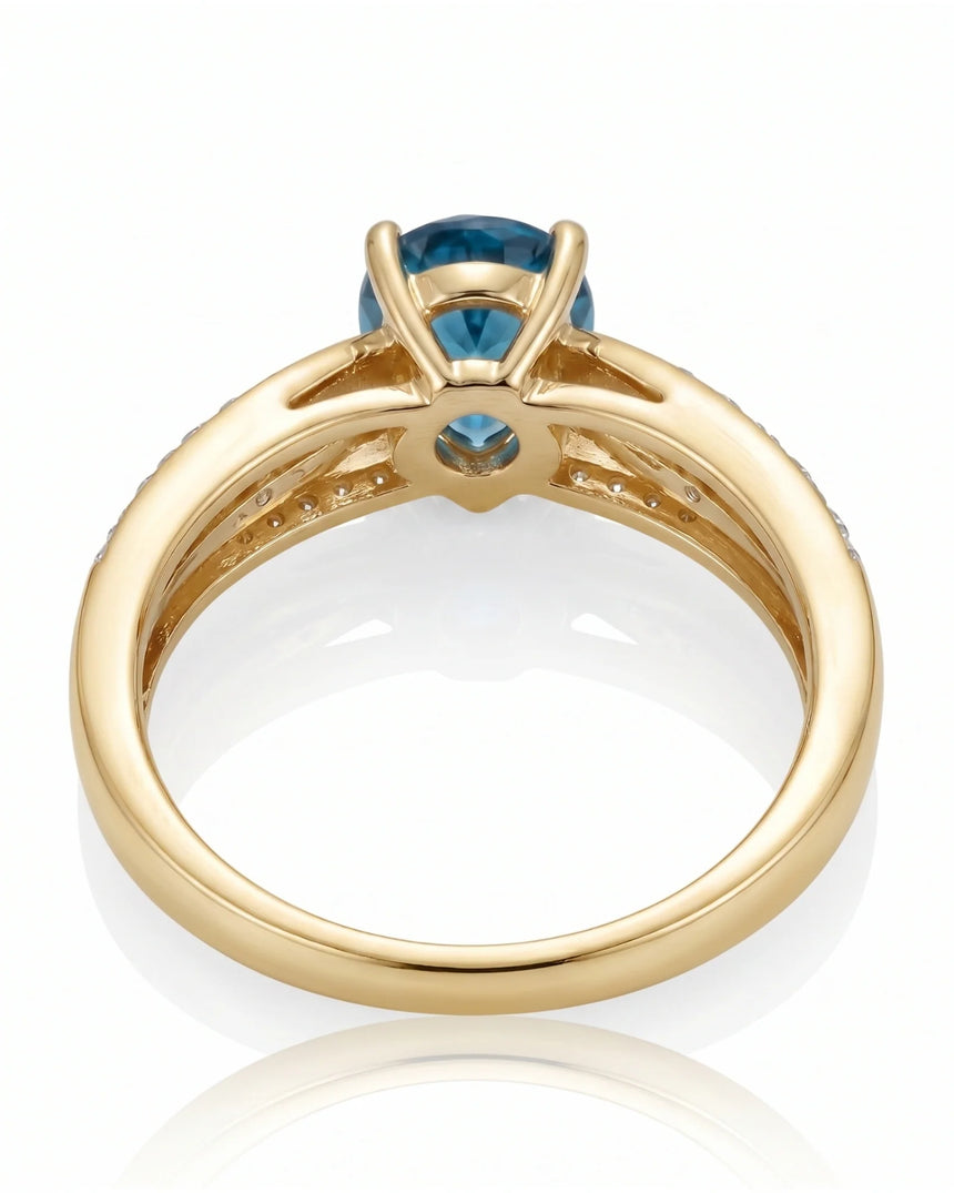 Aveline Vow pear-cut Aquamarine diamond split-shank ring setting in Yellow Gold, alternate 45-degree view | SARATTI