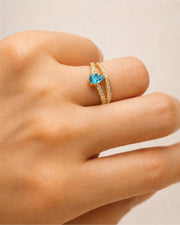 Aveline Vow pear-cut Aquamarine diamond split-shank ring setting in Yellow Gold, top view | SARATTI