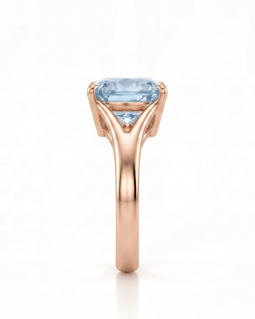 Avenelle cushion cut Aquamarine split-shank ring setting in rose gold, side profile | SARATTI