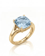 Avenelle cushion cut Aquamarine split-shank ring setting in yellow gold, 45-degree view | SARATTI