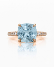 CAELIA cushion cut Aquamarine pavé solitaire ring setting in Rose Gold, front view | SARATTI