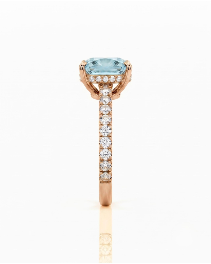 CAELIA cushion cut Aquamarine pavé solitaire ring setting in Rose Gold, side profile | SARATTI