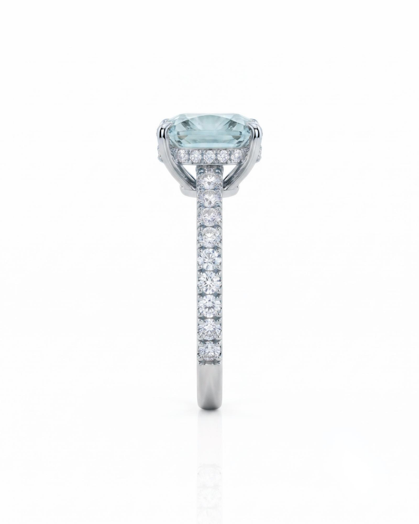 CAELIA cushion cut Aquamarine pavé solitaire ring setting in White Gold, side profile | SARATTI