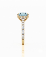 CAELIA cushion cut Aquamarine pavé solitaire ring setting in Yellow Gold, side profile | SARATTI
