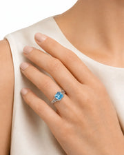 Cordelle Asscher-cut Aquamarine sculptural rope-band solitaire ring setting in Platinum, top view | SARATTI