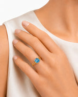 Cordelle Asscher-cut Aquamarine sculptural rope-band solitaire ring setting in Yellow Gold, front view | SARATTI