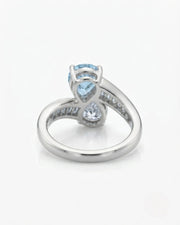 Élan Céleste pear-cut Aquamarine bypass ring setting in Platinum, underside showing curved crossover band and open gallery | SARATTI