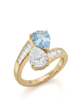 Élan Céleste pear-cut Aquamarine and pear diamond bypass ring setting in yellow gold, 45-degree view | SARATTI