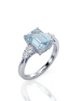 Élané emerald cut Aquamarine diamond accent ring setting in Platinum, 45-degree view | SARATTI